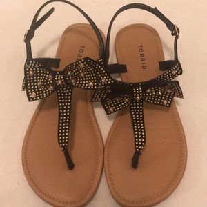 Torrid beaded bow sandals